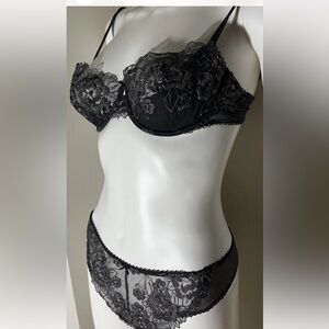 NWOT Victoria’s Secret Angels Lace Silver & Gray Balcony Bra Thong Set 36B Med